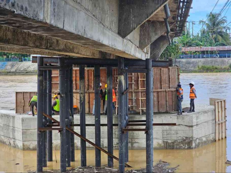 Progres Pemeliharaan Jembatan Ujung Batu Rohul Capai 86 Persen