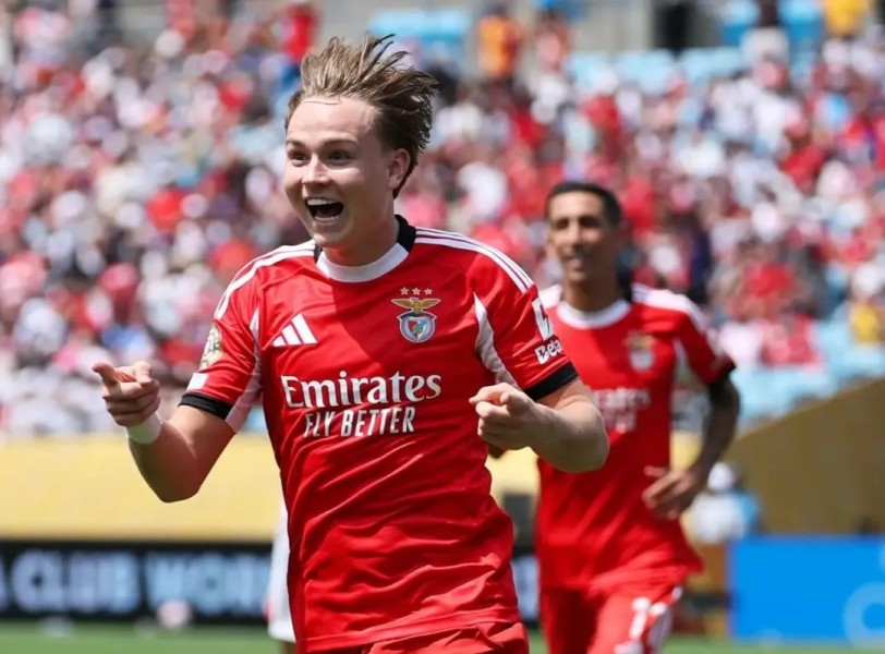 Pelatih Benfica: Kerja Sama Tim Kunci Kemenangan atas Bayern!