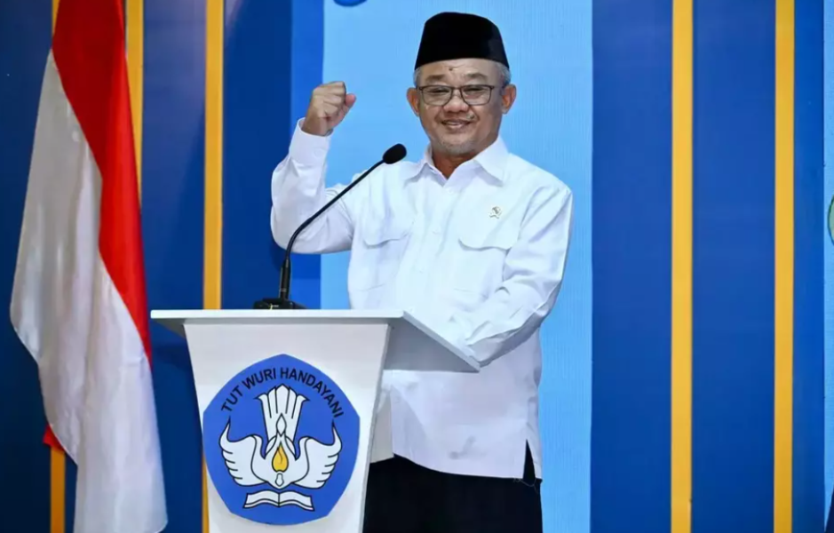 Mendikdasmen Jadi Pembina Upacara Hari Pertama Sekolah di Aceh Tamiang