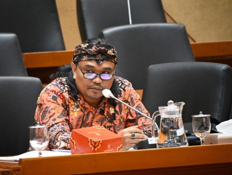DPR Minta RPMK Industri Tembakau Dievaluasi