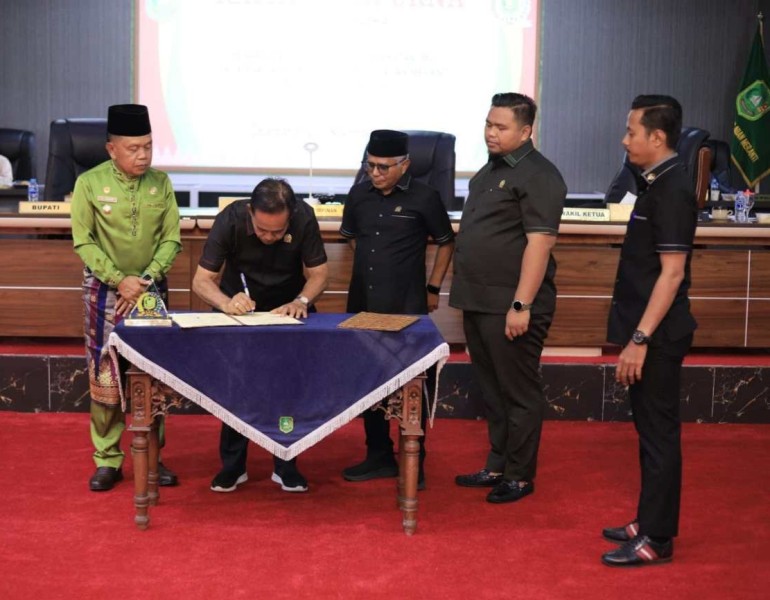 DPRD dan Pemkab Meranti Teken KUA-PPAS dan Sepakati APBD 2026 Rp1,1 Triliun