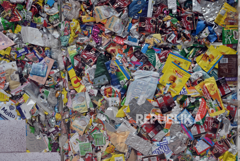 Di Kalsel Warga Bisa Tukar Sampah dengan Sembako